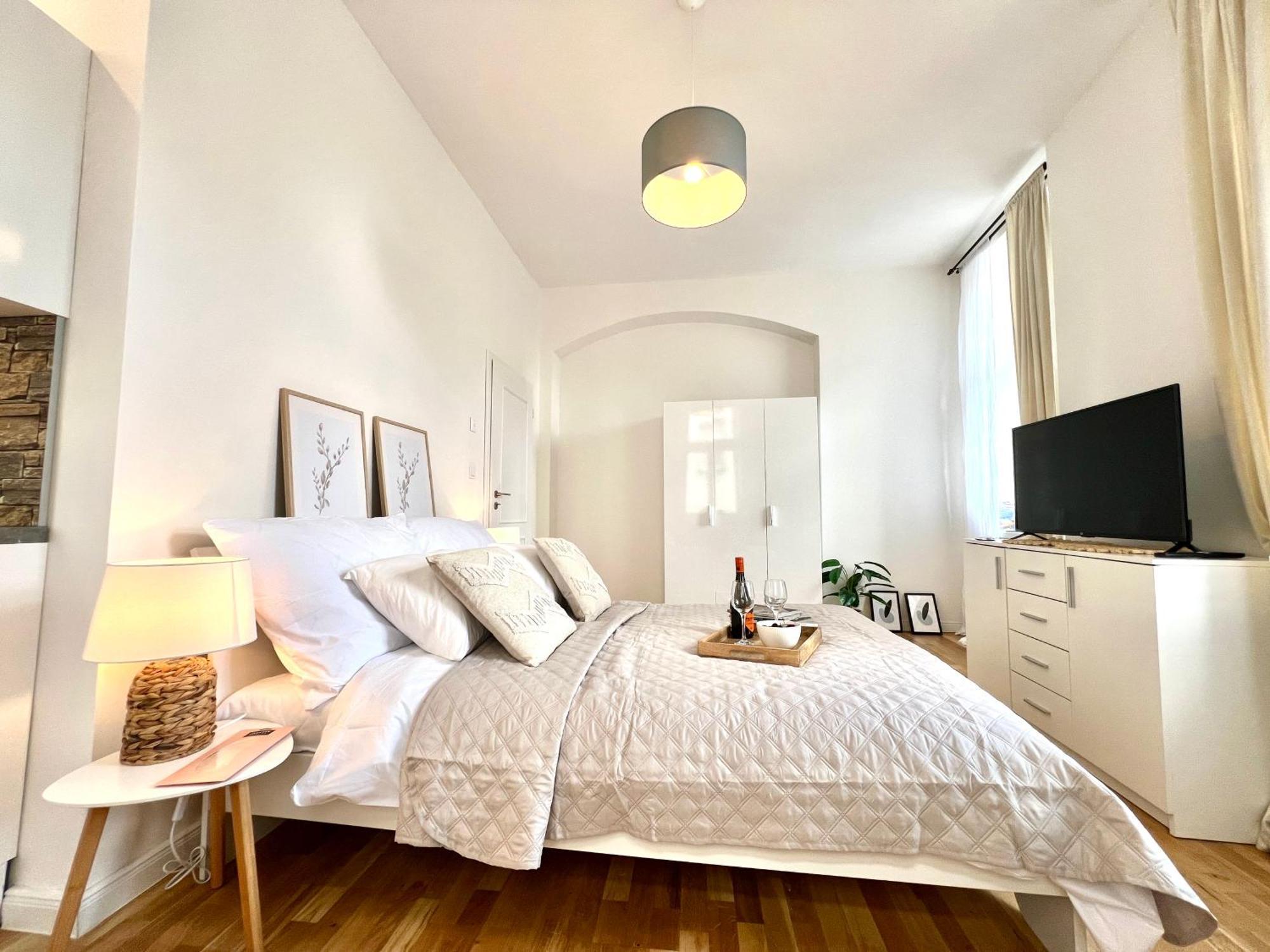 Treetess City Centre Prague Apartments Esterno foto